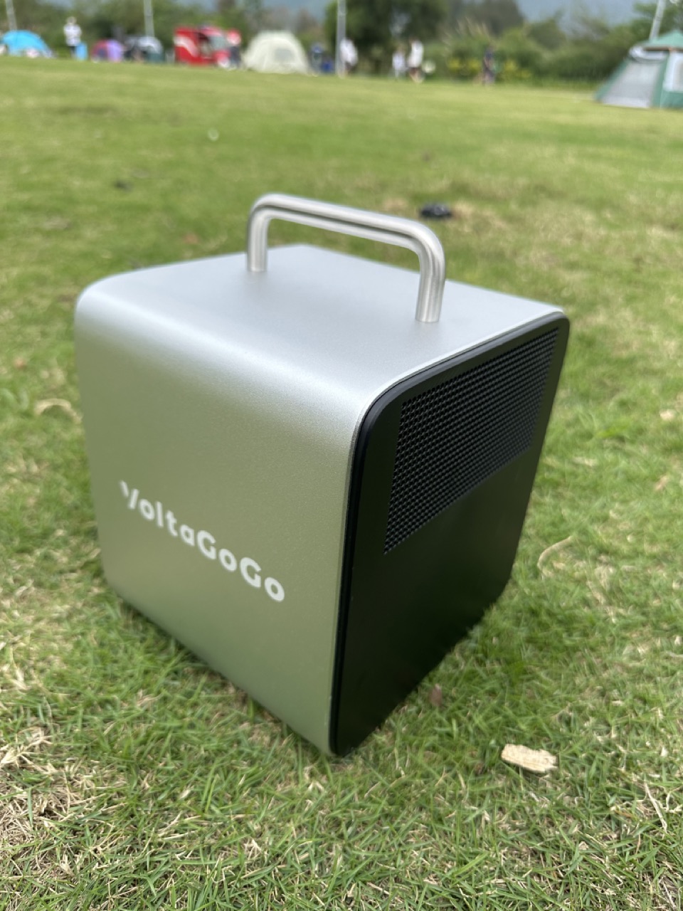 voltagogo cozy 250w rechargeable portable power station